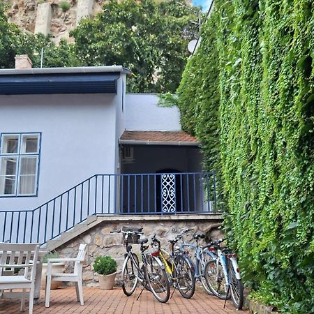 Ister Guesthouse إسترغوم المظهر الخارجي الصورة
