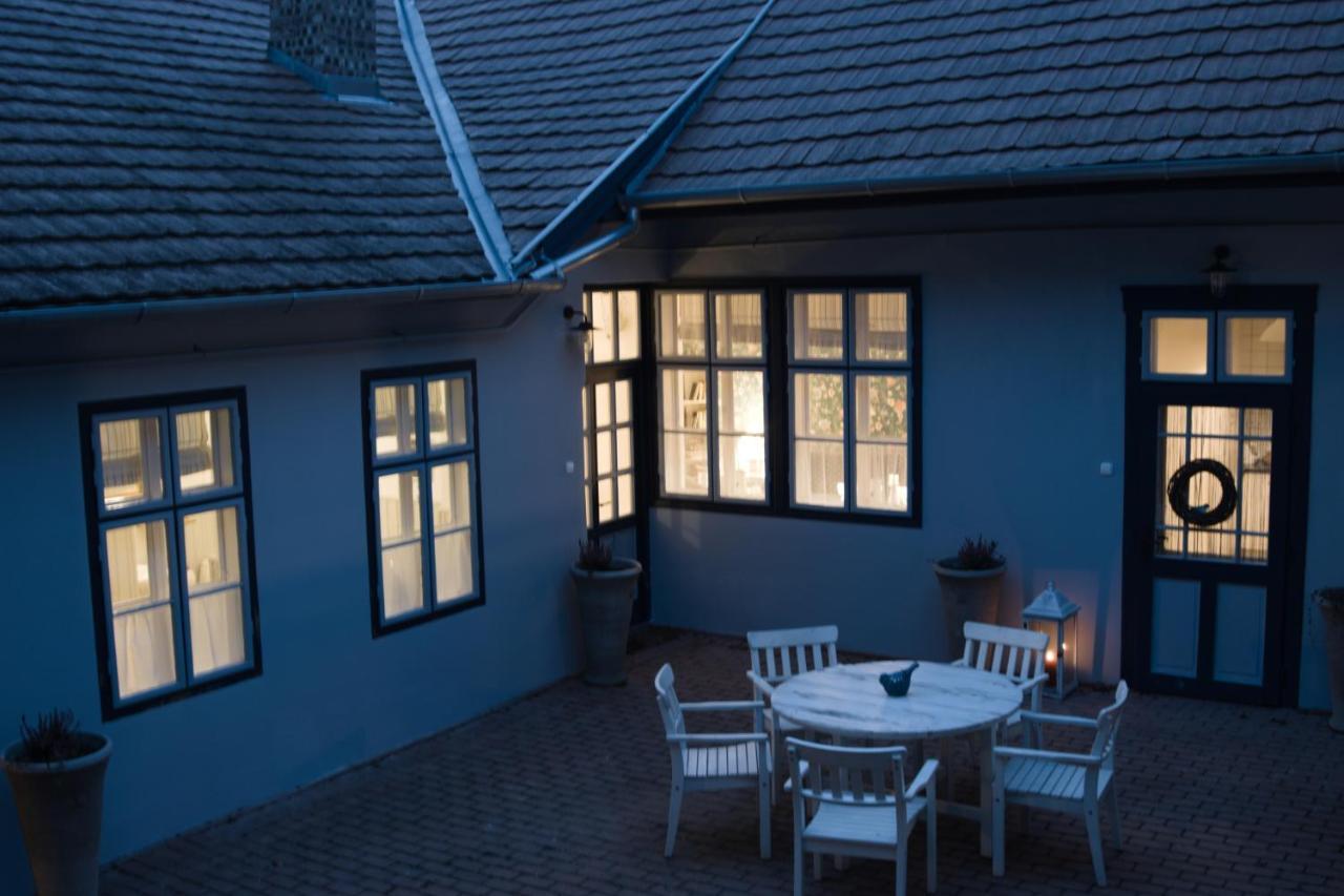 Ister Guesthouse إسترغوم المظهر الخارجي الصورة
